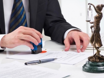 协助客户就各种合同申请公证